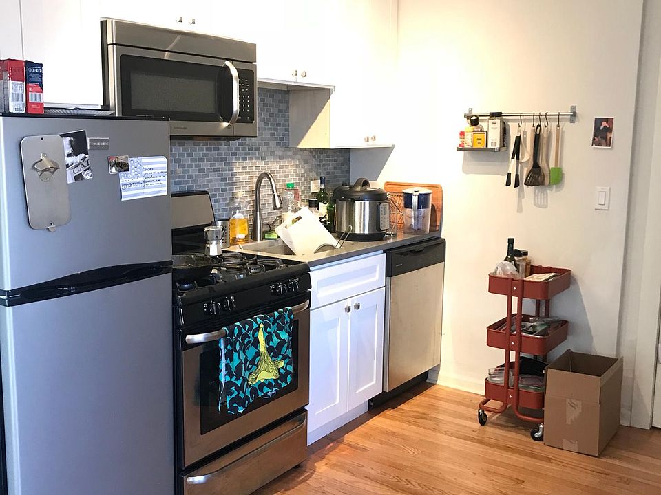 1st image of 2834 W Palmer St #1