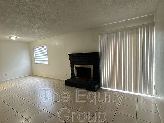 3rd image of 3525 S County Center Dr