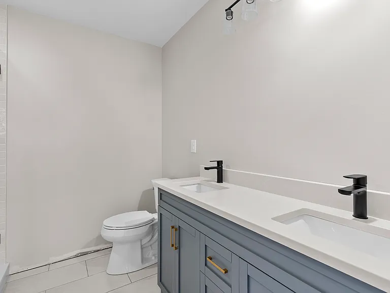 8 Wilma Ave — Photo 20