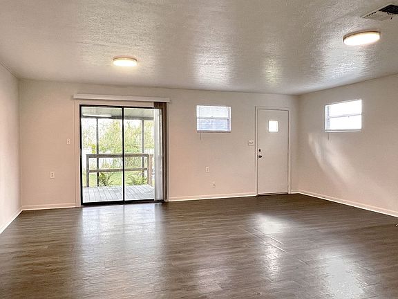 4th image of 2026 15th St SW #2044