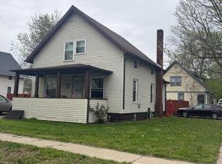 1018 5th St, Three Rivers, MI 49093