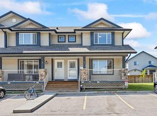 17 E Citadel Point NW, Calgary, AB T3G5L2