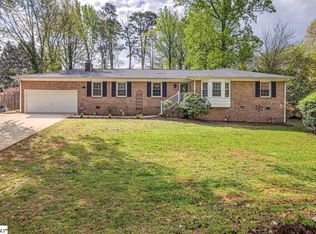 605 W Lee Rd, Taylors, SC 29687