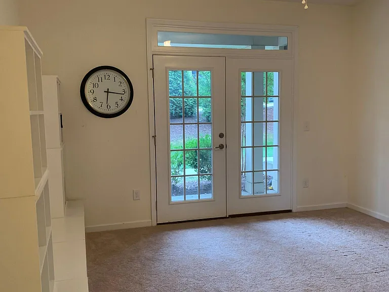 4968 Highcroft Dr — Photo 12