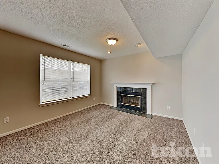 2022 Twin Leaf Ct — Photo 4