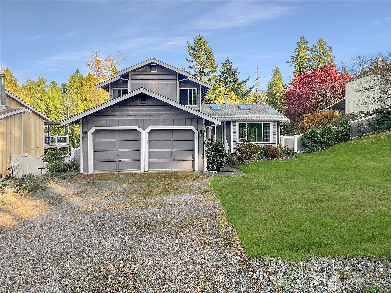 10701 Glenwood Drive SW photo 1