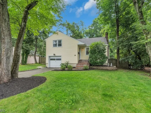28 Lavina Ct, New Providence Boro, NJ 07901