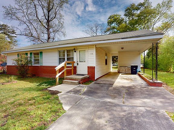 3rd image of 103 Red Oak St