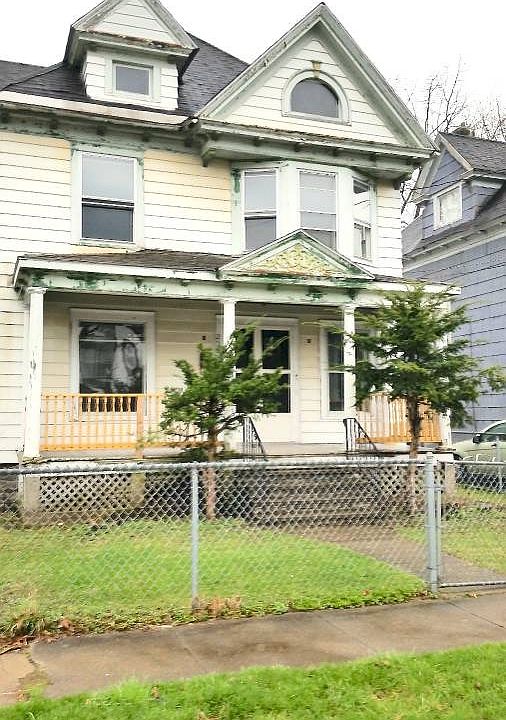 1st image of 259 McLennan Ave