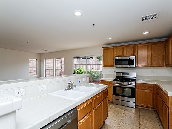 2nd image of 1125 Paradise Desert Ave