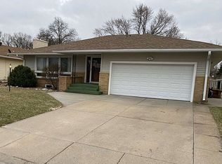 215 E 3rd St, Schuyler, NE 68661