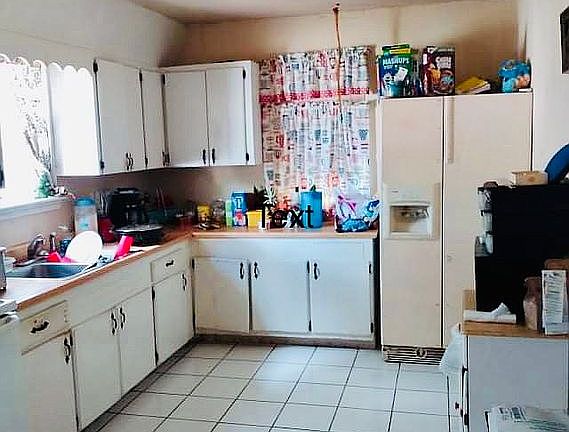 3rd image of 29 El Valle Dr