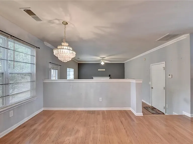 5064 Michael Jay St — Photo 9