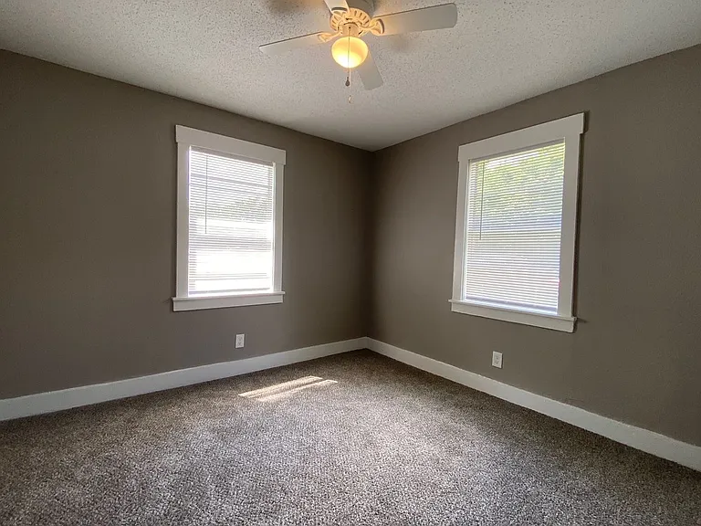 1757 Farrington St — Photo 7