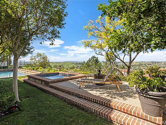 5th image of 67 Bell Pasture Rd