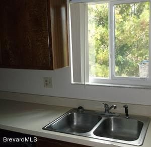 4th image of 2100 Woodland Hills Dr