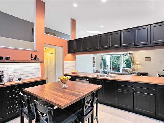5th image of 821 Havenwood Dr