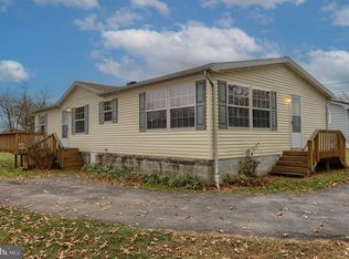 23 Hoover Dr, Jonestown, PA 17038