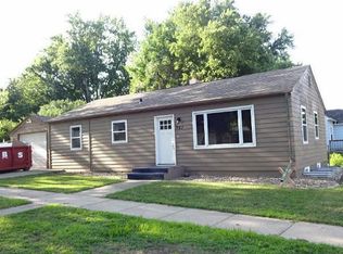 721 W 31st St, Sioux Falls, SD 57105