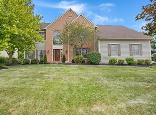 5732 Rocky Shore Dr, Lewis Center, OH 43035