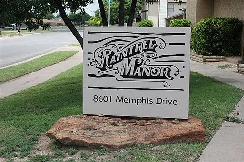8601 Memphis Dr Photo 1