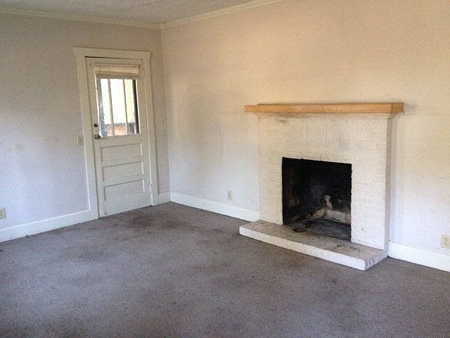 2nd image of 251 W Columbia Ave