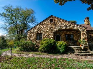 336 Deaverview Rd, Asheville, NC 28806