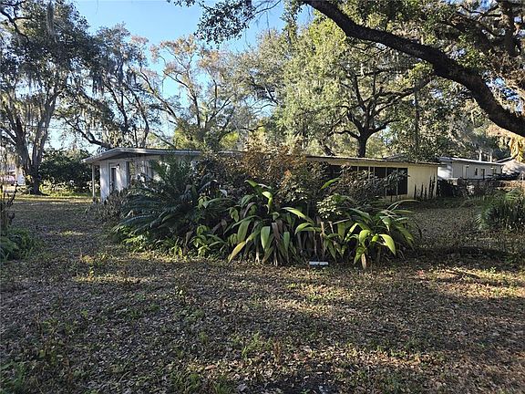 4th image of 1124 S Wiggins Rd