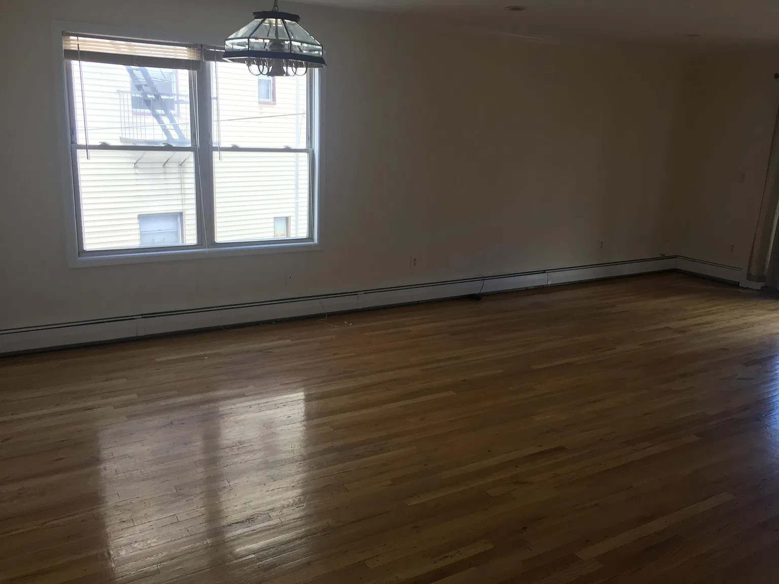 3 bed, 1300 sqft, $3,500 — Photo 4