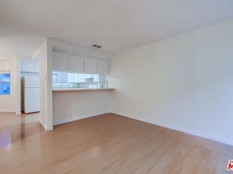 1077 W Kensington Rd #3 — Photo 16