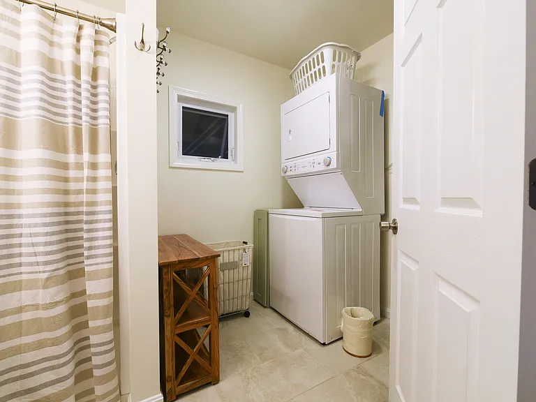 46 Maple St — Photo 8