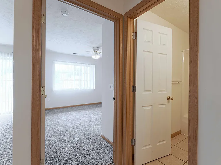 Park Ridge Apartments — Photo 44