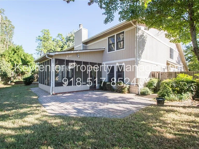 7304 E 61st Pl S — Photo 2
