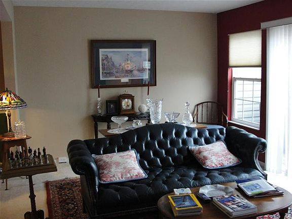 5th image of 6722 Pondfield Ln