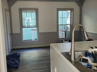 464 Auburn St #1, Manchester, NH 03103