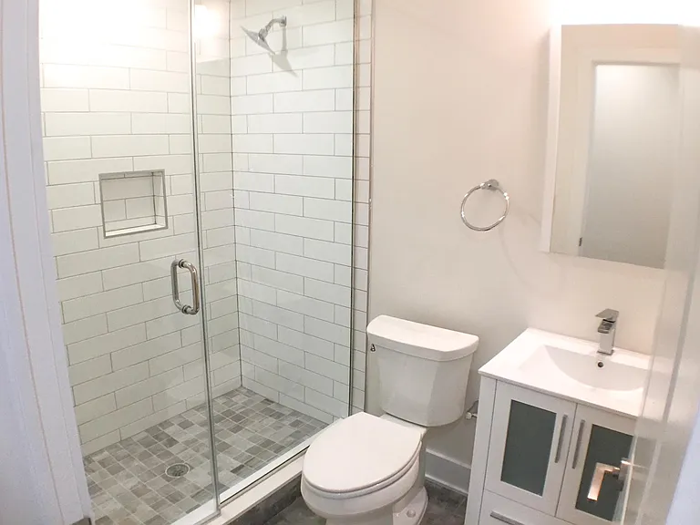 404 W Berks St — Photo 8