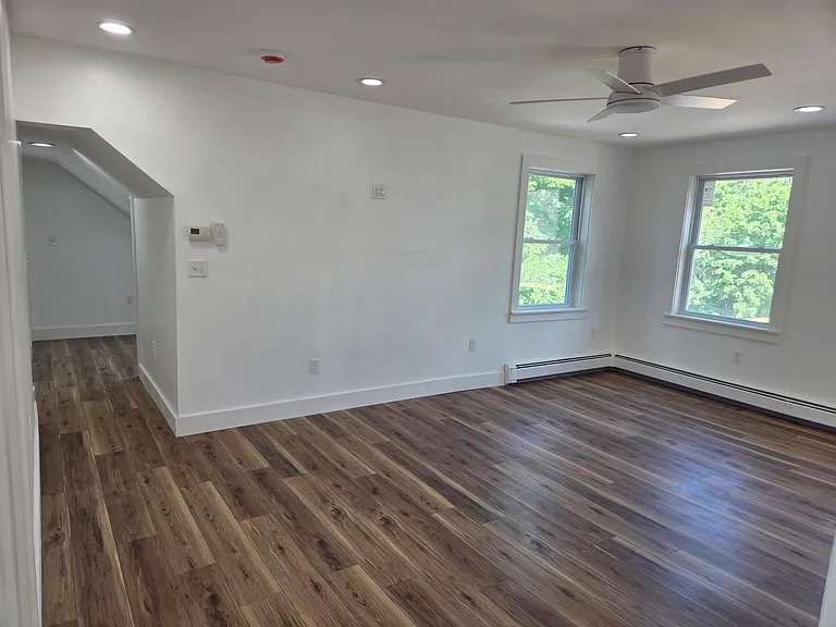 44 W Main St #A — Photo 7
