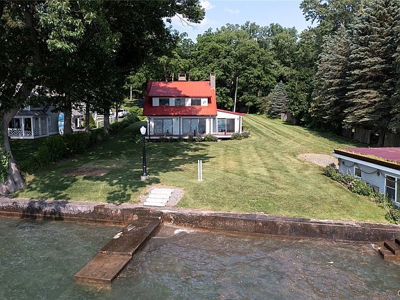 2nd image of 2761 E Lake Rd