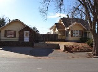 602 W 3rd St, Elk City, OK 73644