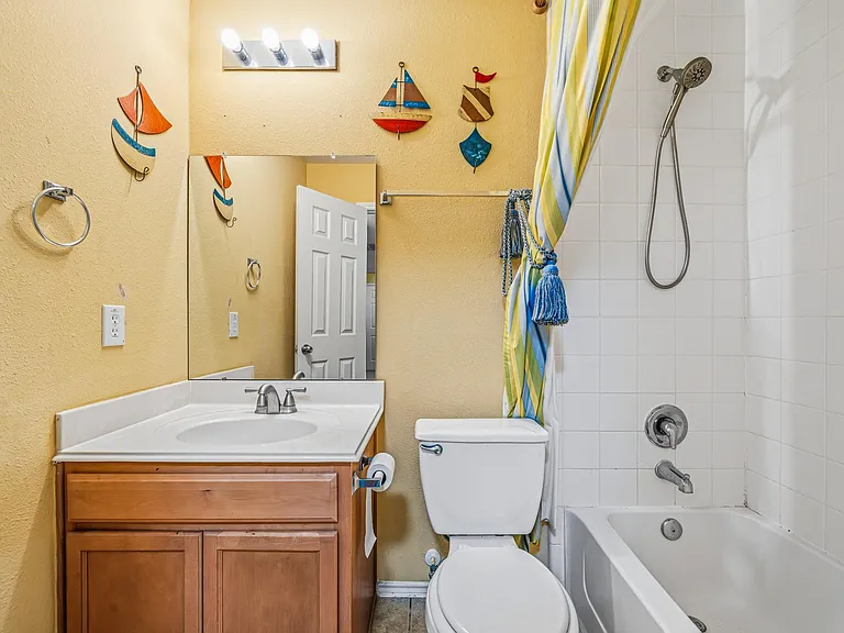 22327 Albee Dr — Photo 24