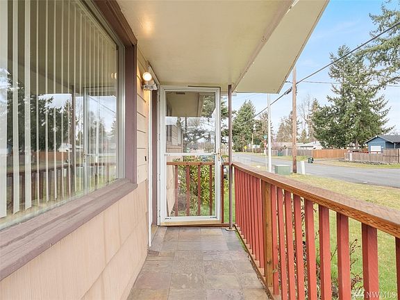 5th image of 11502 Sheridan Ave S