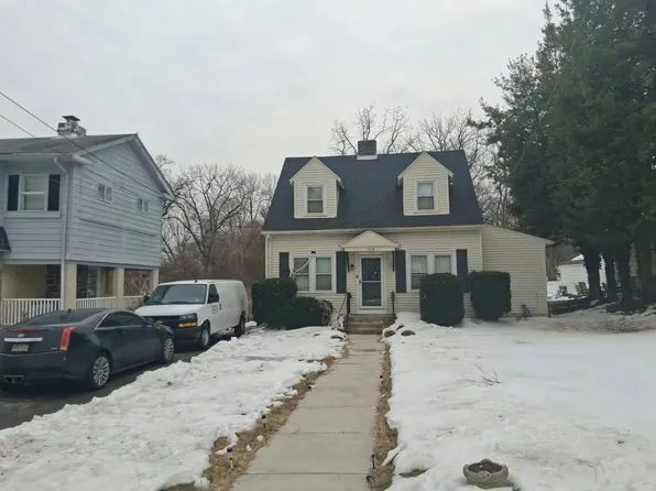 724 9th Ave, Prospect Park, PA 19076
