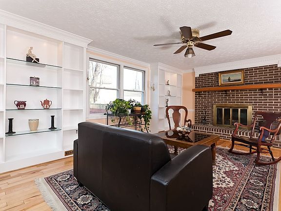 Family Room with Fireplace