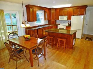 85 Pine Glen Rd, Langhorne, PA 19047