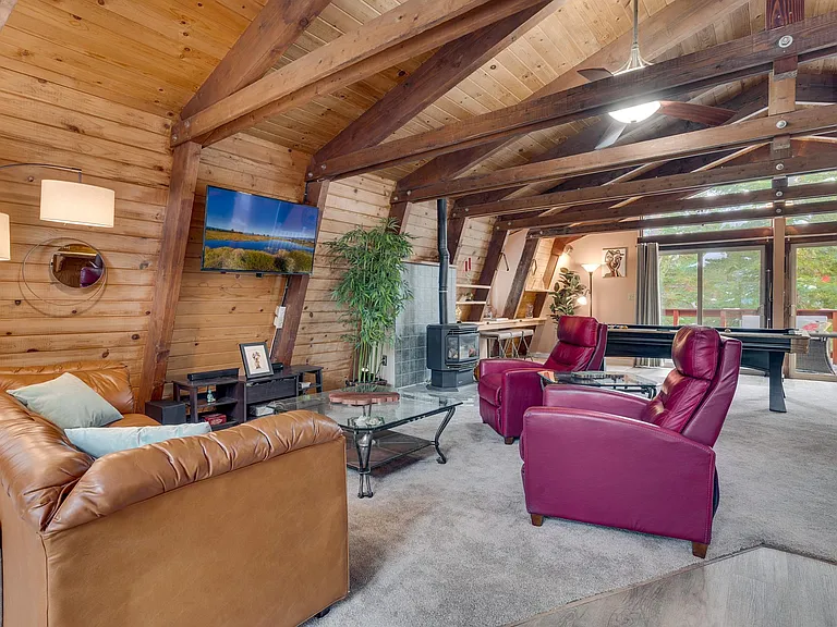 2433 Sutter Trl — Photo 2