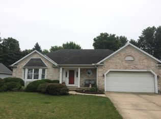 3927 Kings Mill Run, Rocky River, OH