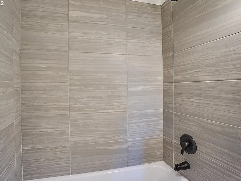 202 Cypress St #202 — Photo 12