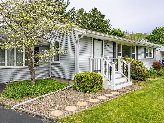 2nd image of 99 Horizon Dr