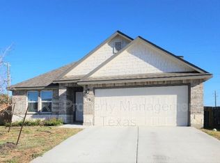 201 Bluejack Way, Hutto, TX 78634