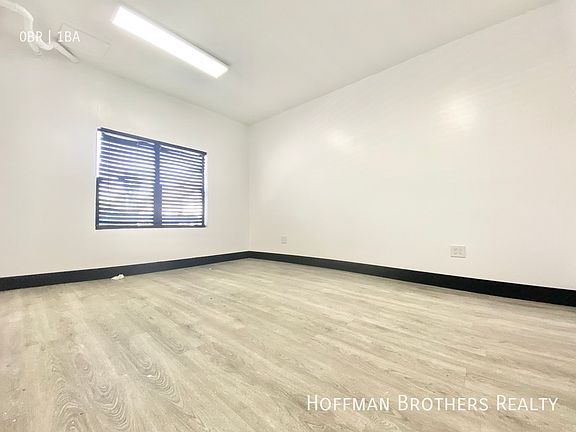 4th image of 436 E Avenue 28 #107